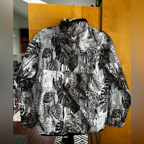 K-Way and Christian Lacroix reversible windbreaker - Picture 7 of 15